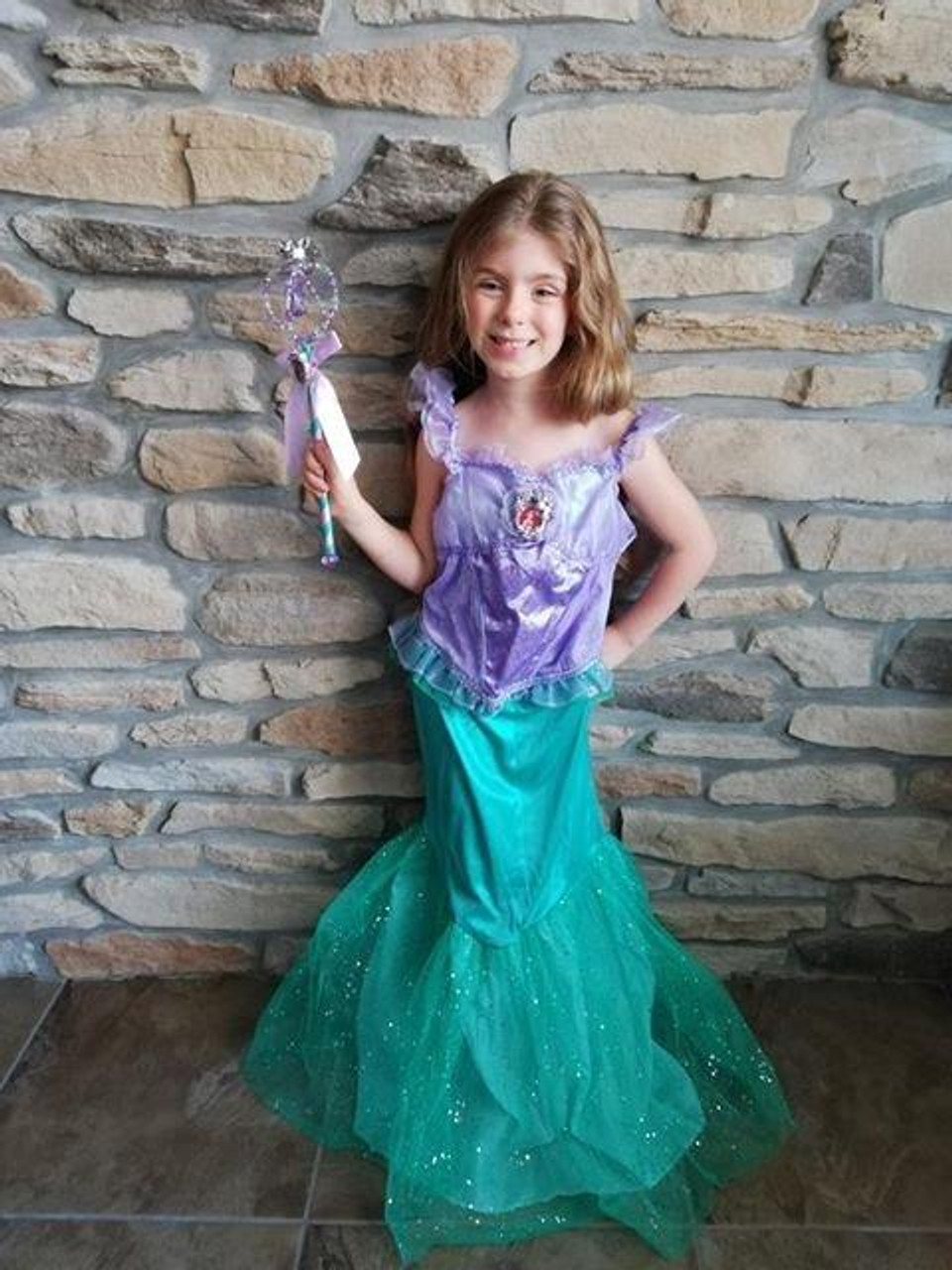 Disney Costume de princesse Ariel pour filles, parfait pour les fêtes,  Halloween ou les jeux de simulation