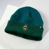 Strickmütze in Dunkelgrün mit Werder Raute als Stickerei in Kupferfarben