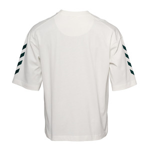 weißes oversized T-Shirt von hinten weißes oversized T-Shirt von hinten