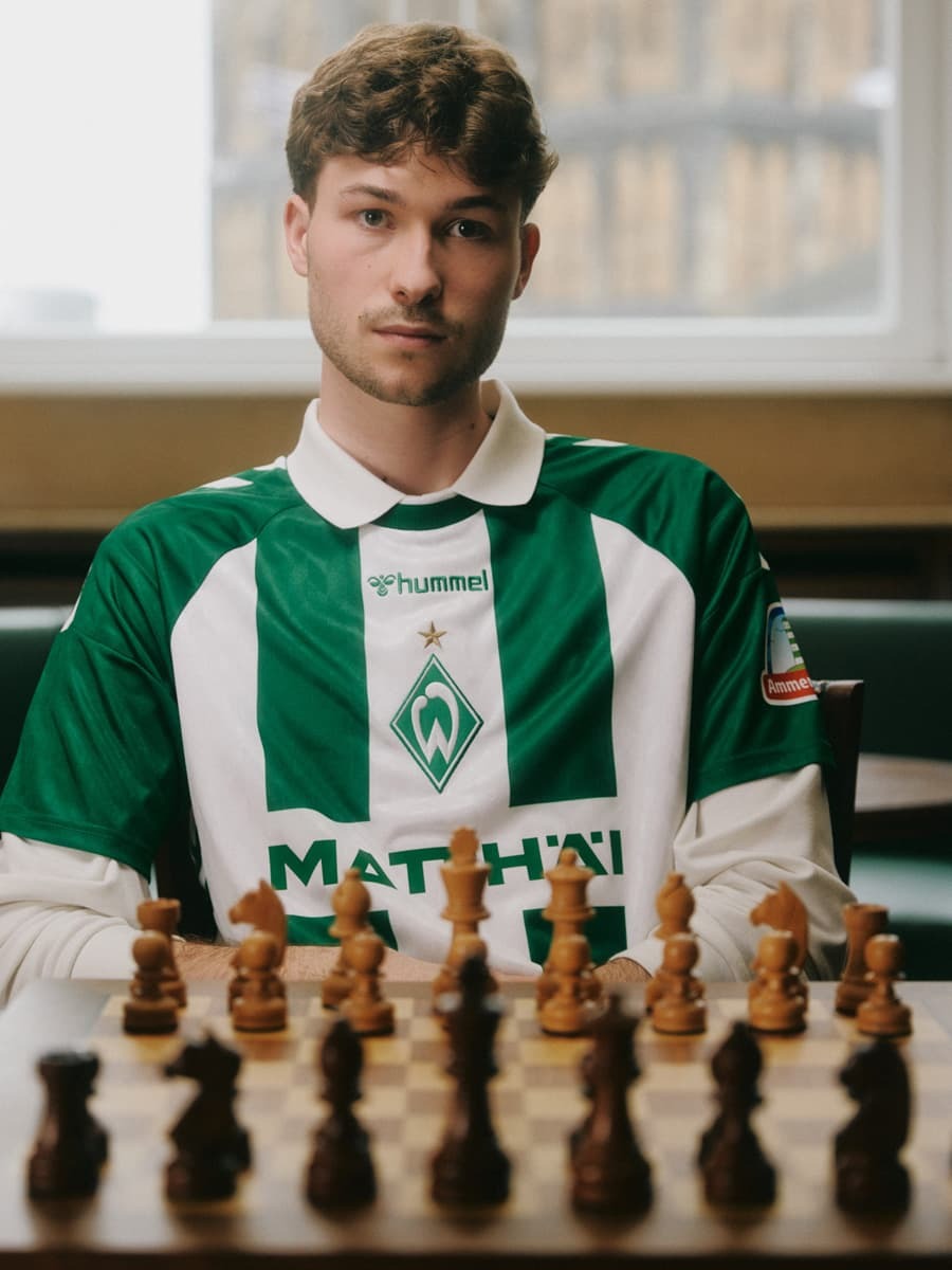 Collin Colbow im Trikot Home