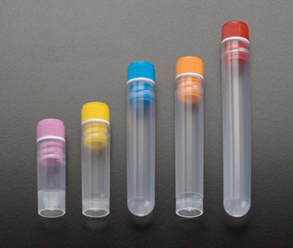 Sample Tubes with Internal Threads by Simport — glassware and plasticware from MedSupply Partners