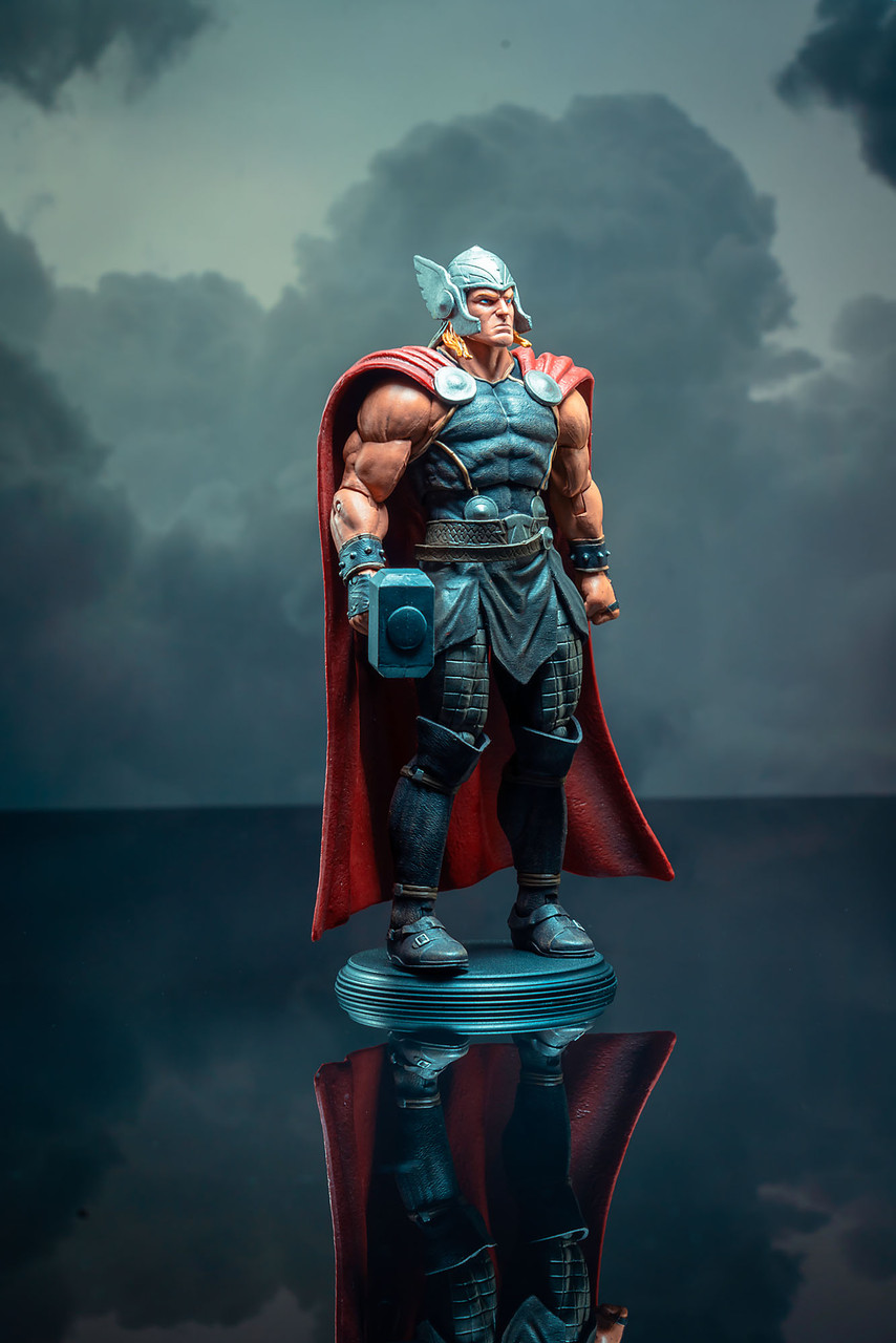 Thor (Mighty) Select Action Figure