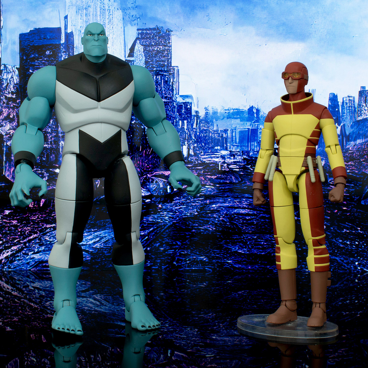 Invincible Deluxe Action Figures Series 4 Set of 2