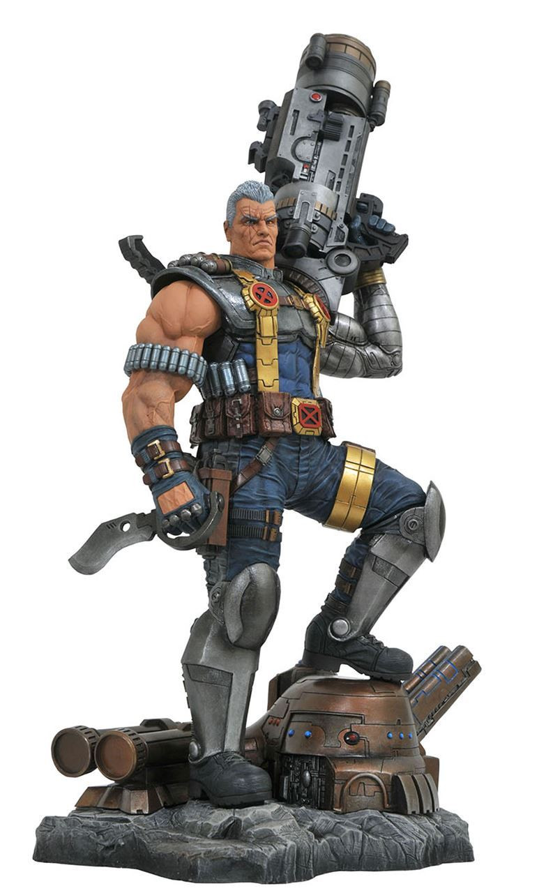 Cable Premier Collection Statue