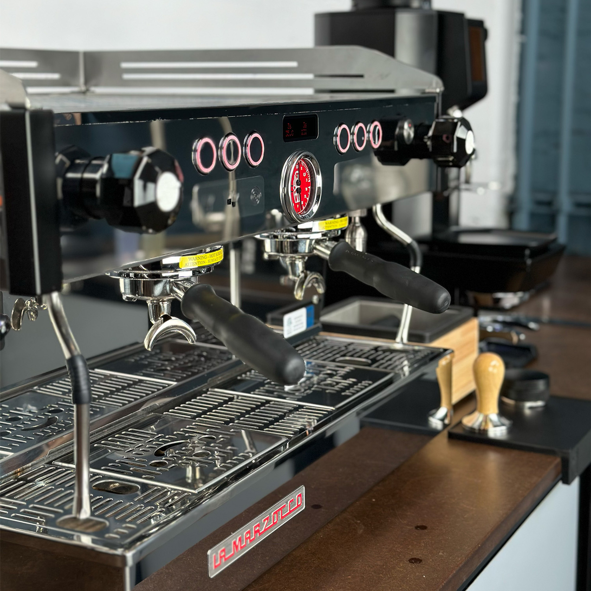 2023 La Marzocco Linea PB (2ABR) - DEMO