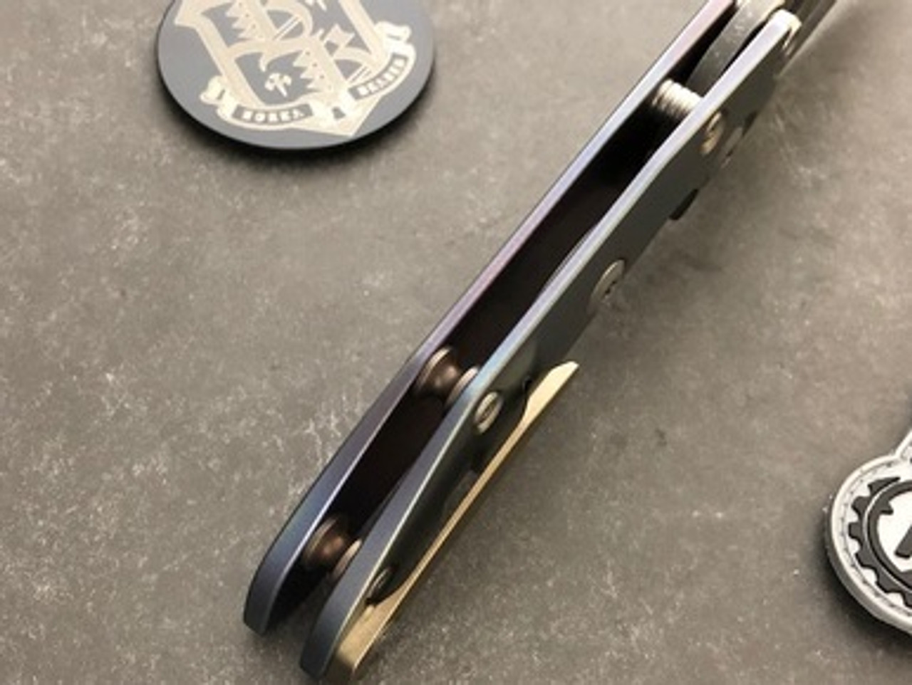 Borka Blades チタニウム チタン ロゴ コイン パッチ シルバー 銀 Borka Blades チタニウム チタン ロゴ コイン パッチ シルバー