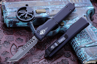 Microtech UTX-70 Black Ringed OTF Hellhound Tanto Damascus 419-16S