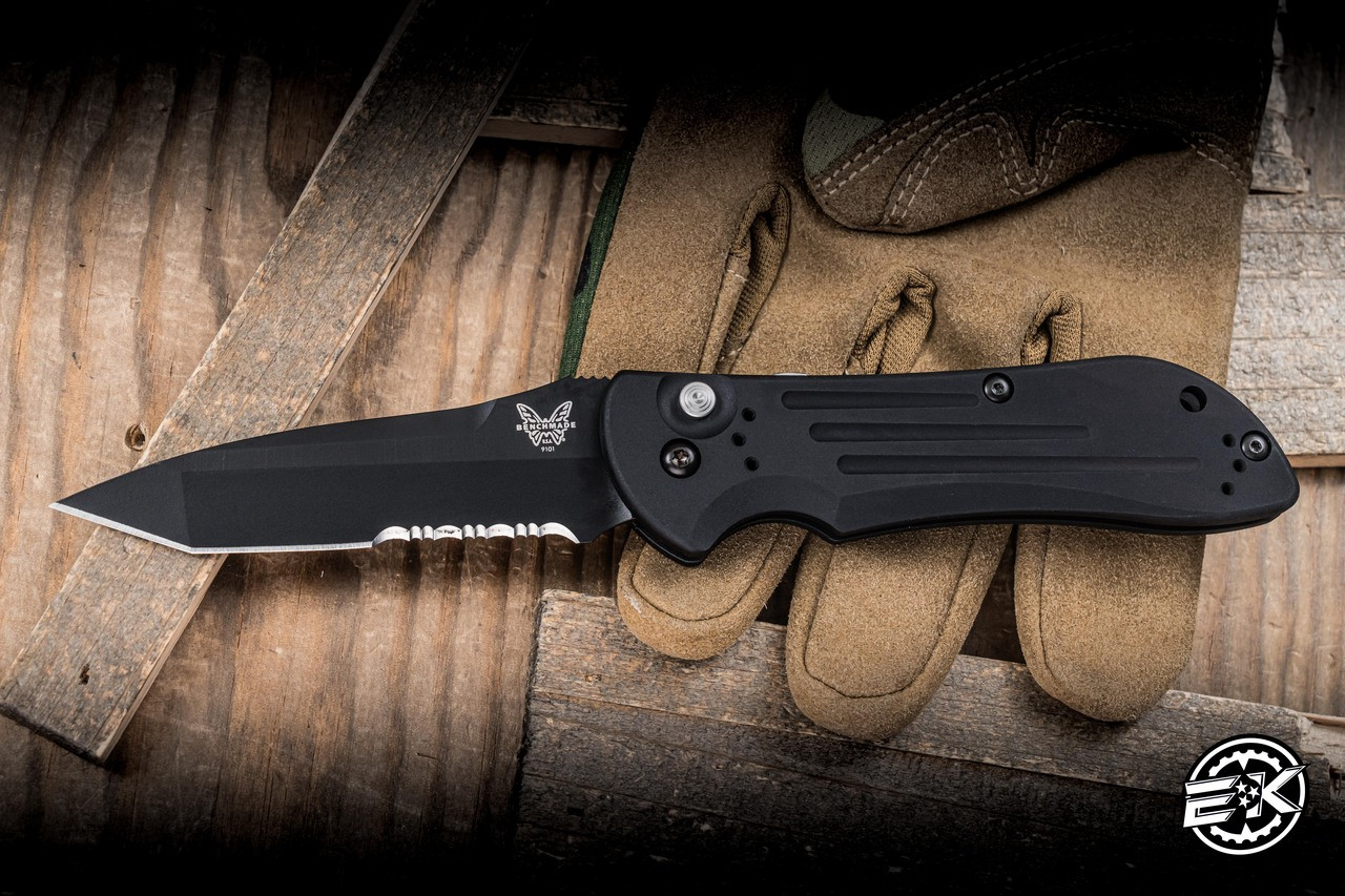 Stryker Auto Benchmade Black 9101SBK Tanto - Knife 0 Serrated 