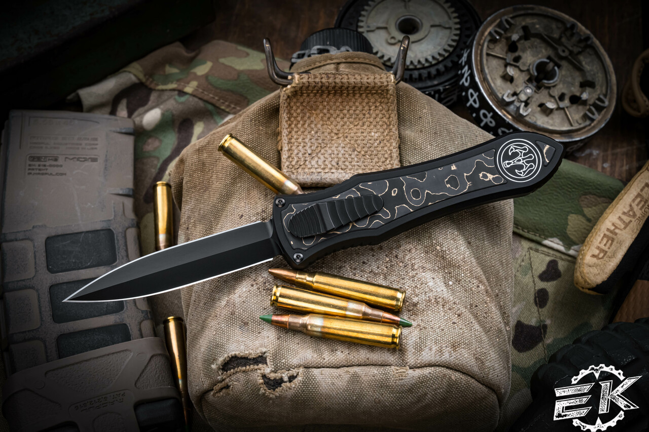 Hawk Knives Deadlock Model C Aluminum/Gold Fat Carbon Inlay 3.5
