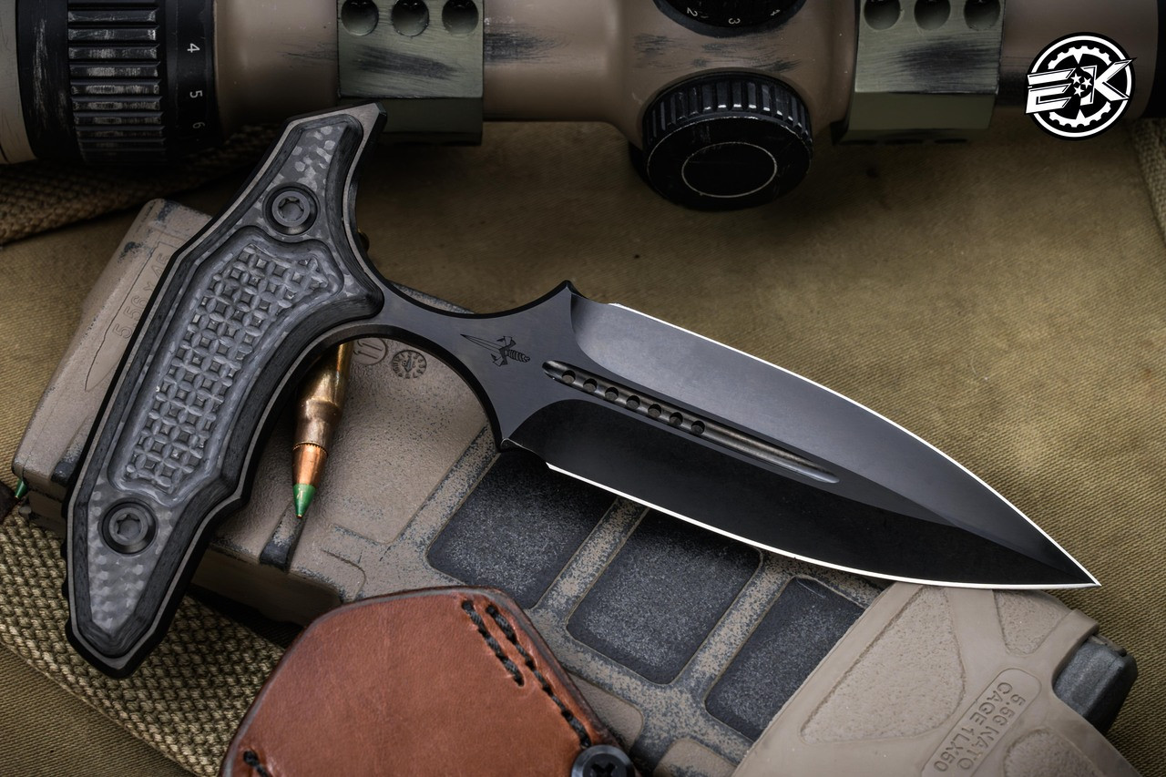 Marfione Custom/Bastinelli Hypnotic Carbon Fiber Push Dagger 4.5