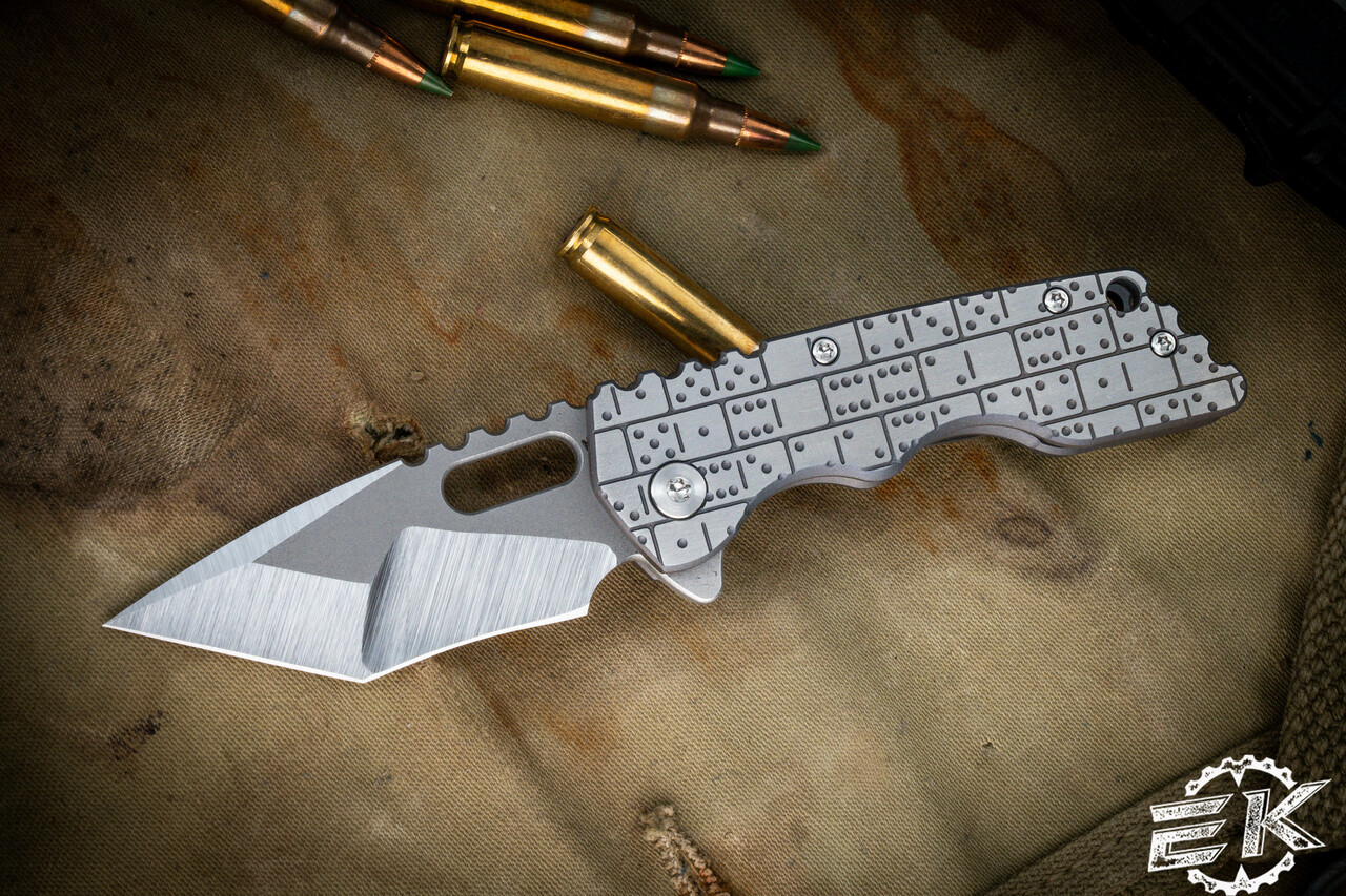 A2D Attn2Detail Mercantile Mark 2 Small Titanium Domino 2.75