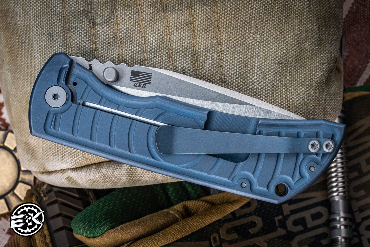 Mcnees Knives MAC2-3.5-Blue Shockwave Spearpoint
