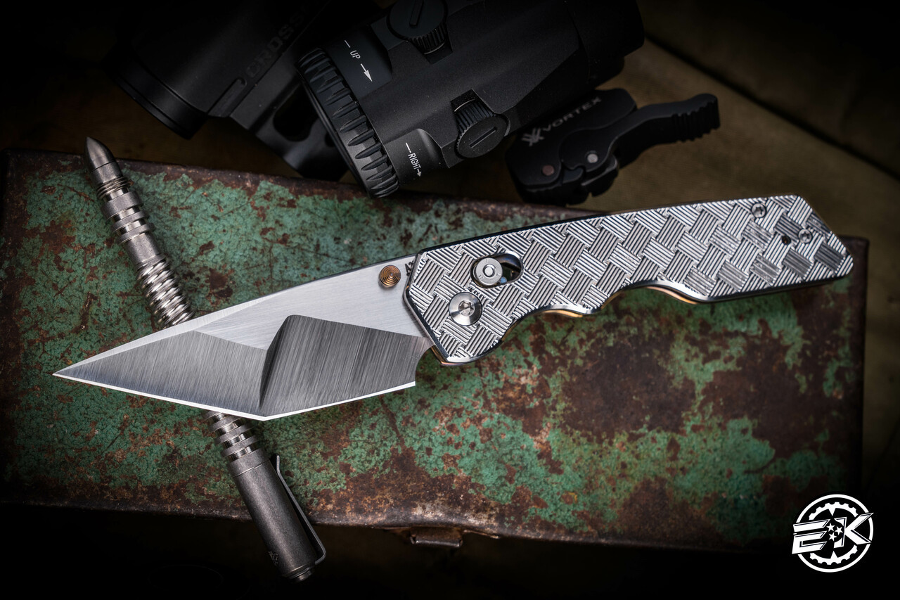 A2D Attn2Detail Mercantile Mark 3 Medium Barlock Titanium 