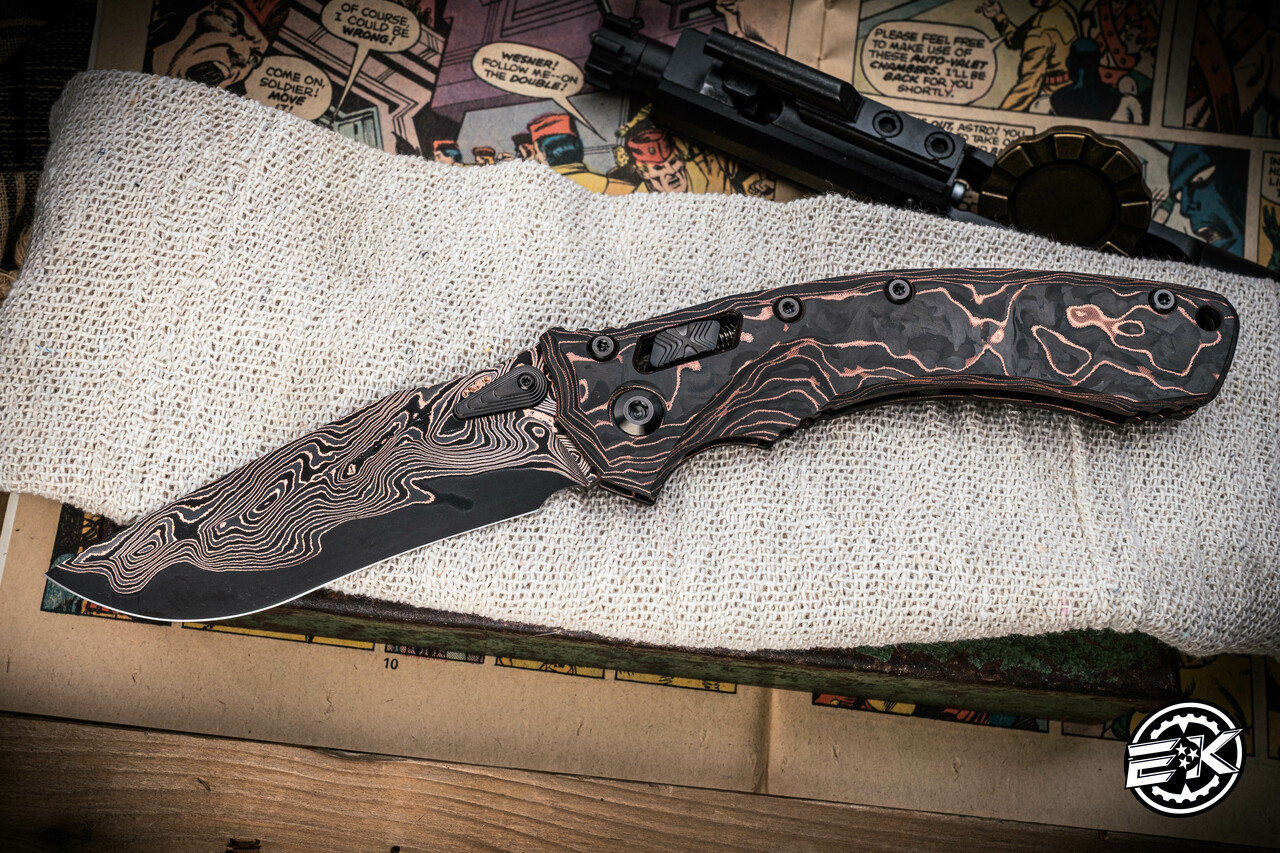 Microtech Amphibian Ram-LOK Folding Knife Live Wire Carbon Fiber 4