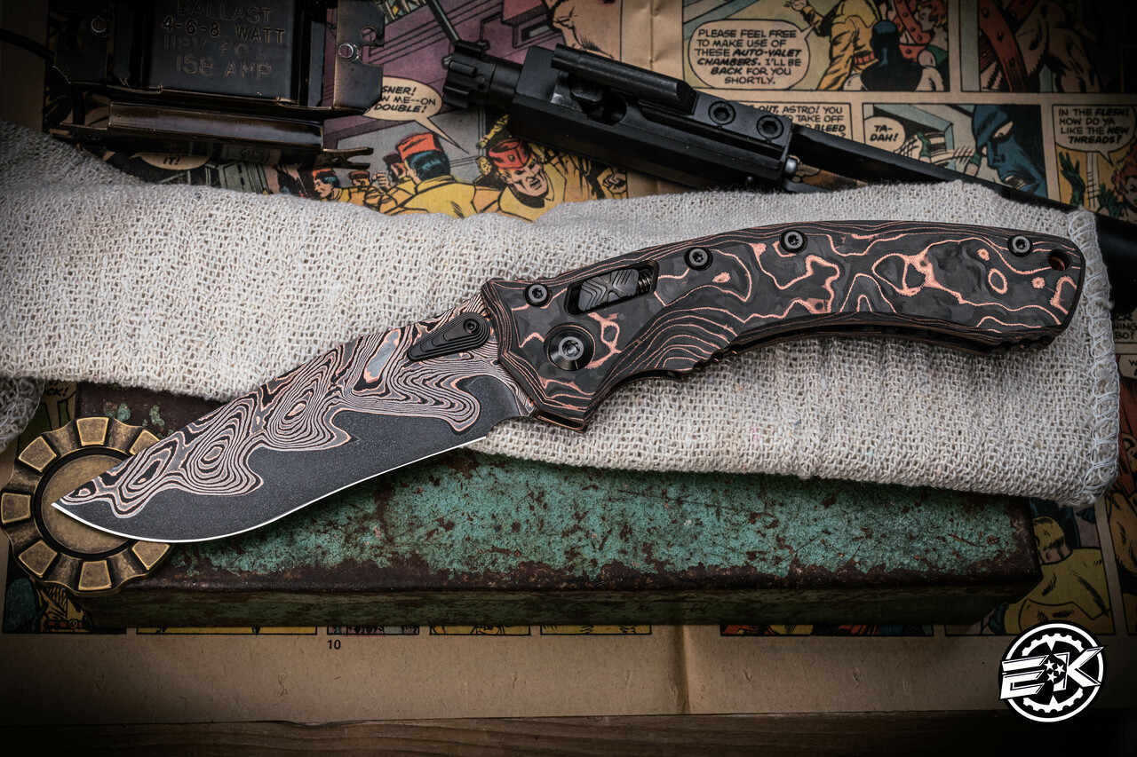 Microtech Amphibian Ram-LOK Folding Knife Live Wire Carbon Fiber 4