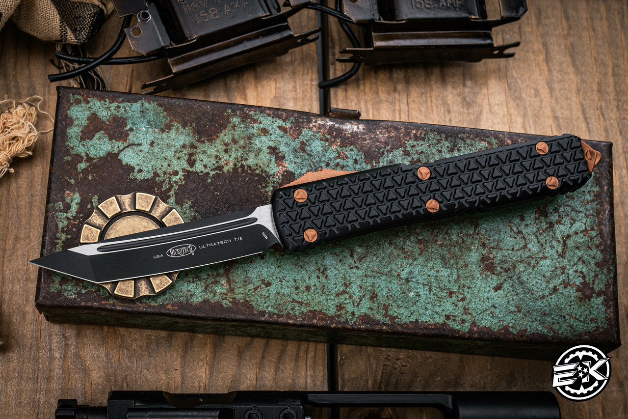 PREOWNED-Microtech Ultratech Tri-Grip OTF Copper Cerakote Accents