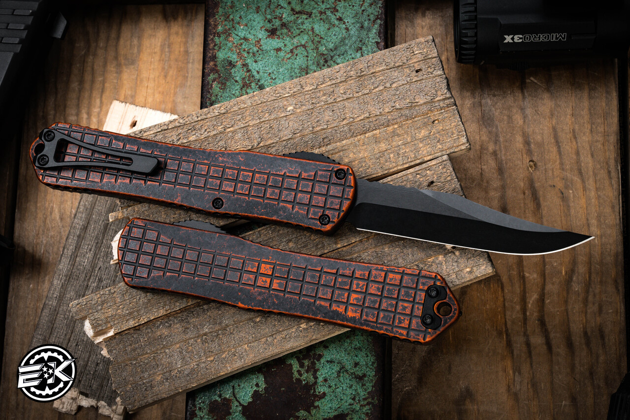 Heretic Knives Manticore X OTF Knife Grenade Grip Breakthrough