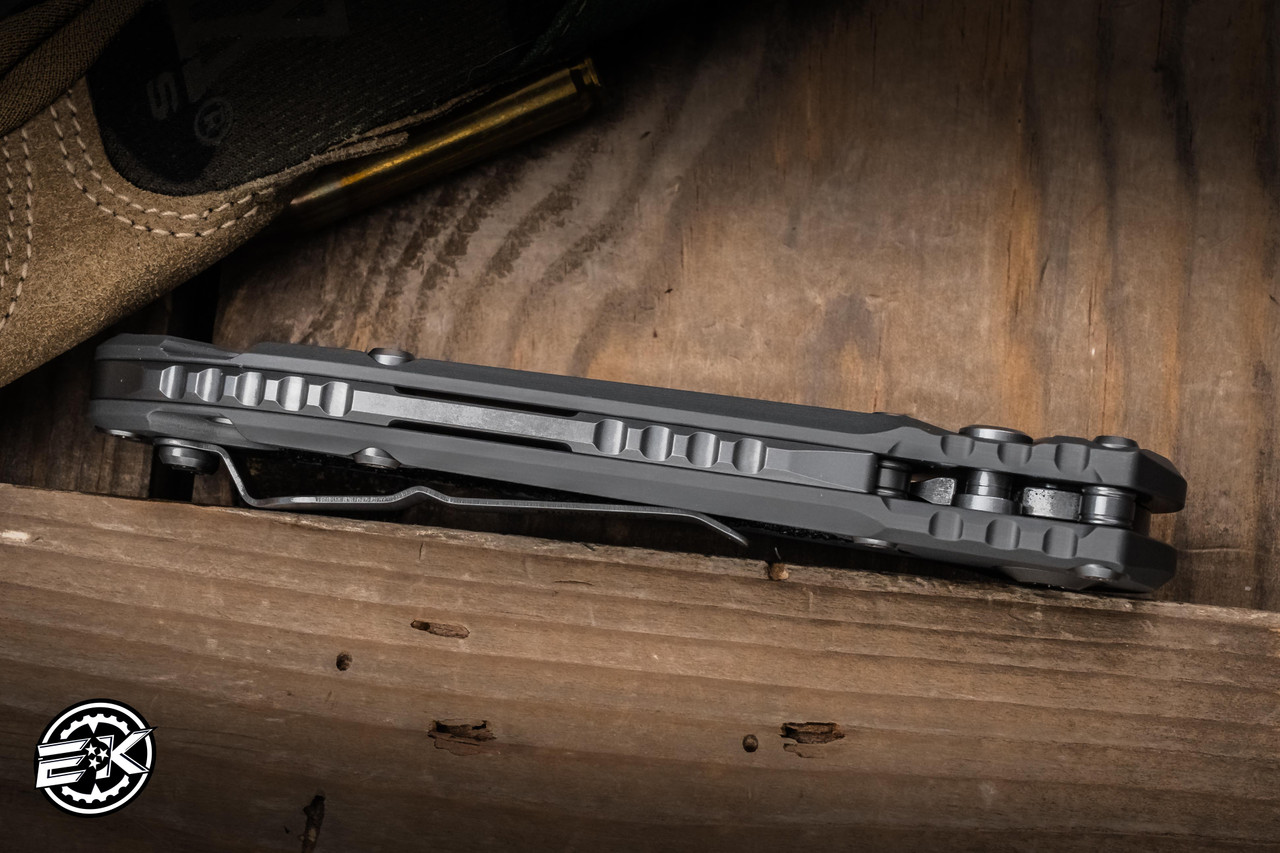 Microtech LUDT Gen III Automatic Folding Knife Natural Gray 3.4