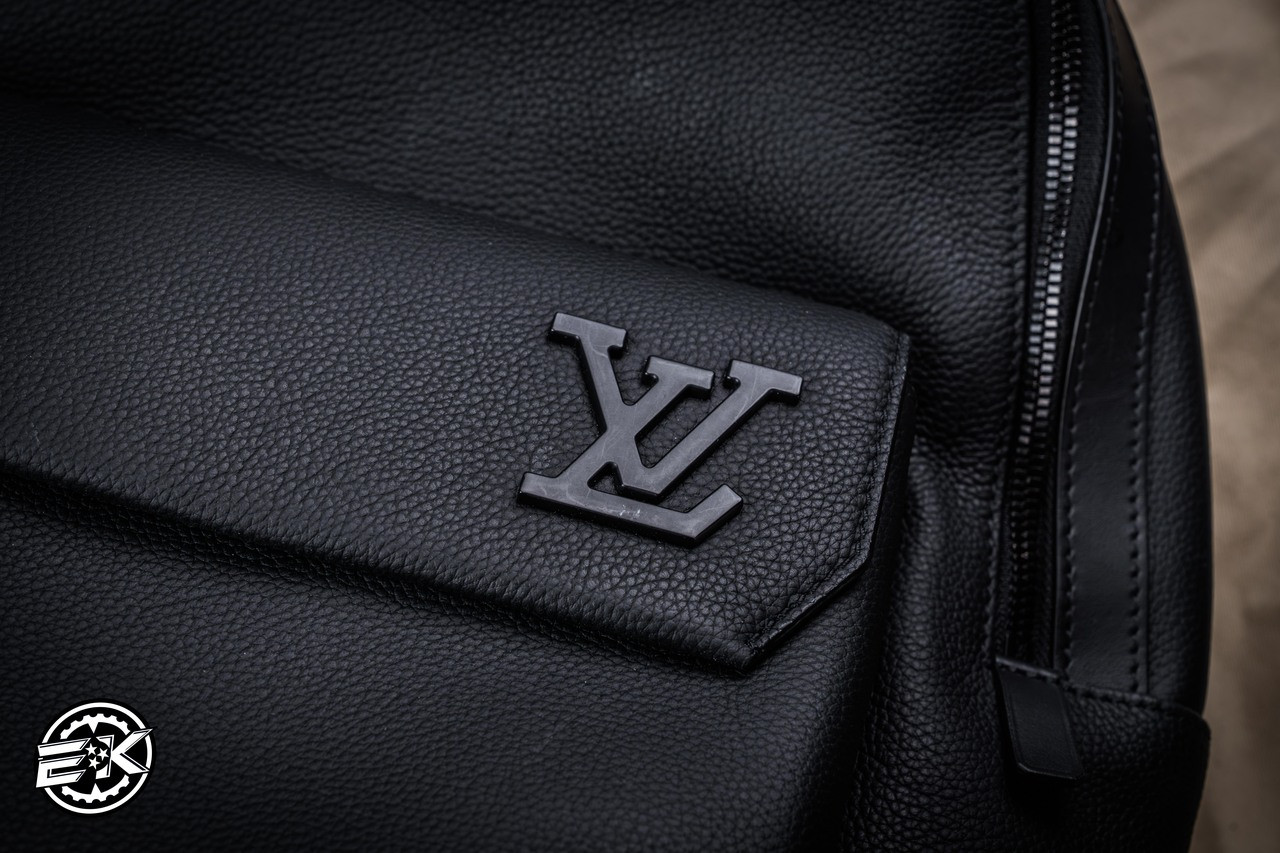 Preowned-Authentic Louis Vuitton Backpack Takeoff Black Leather Unisex Preowned-Authentic Louis Vuitton Backpack Takeoff Black Leather Unisex