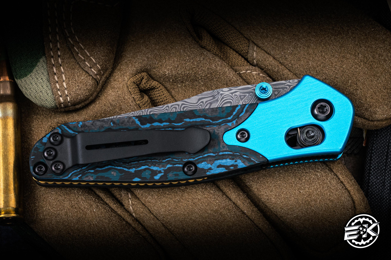 Preowned-Benchmade Gold Class Mini Osborne AXIS Lock Arctic Storm