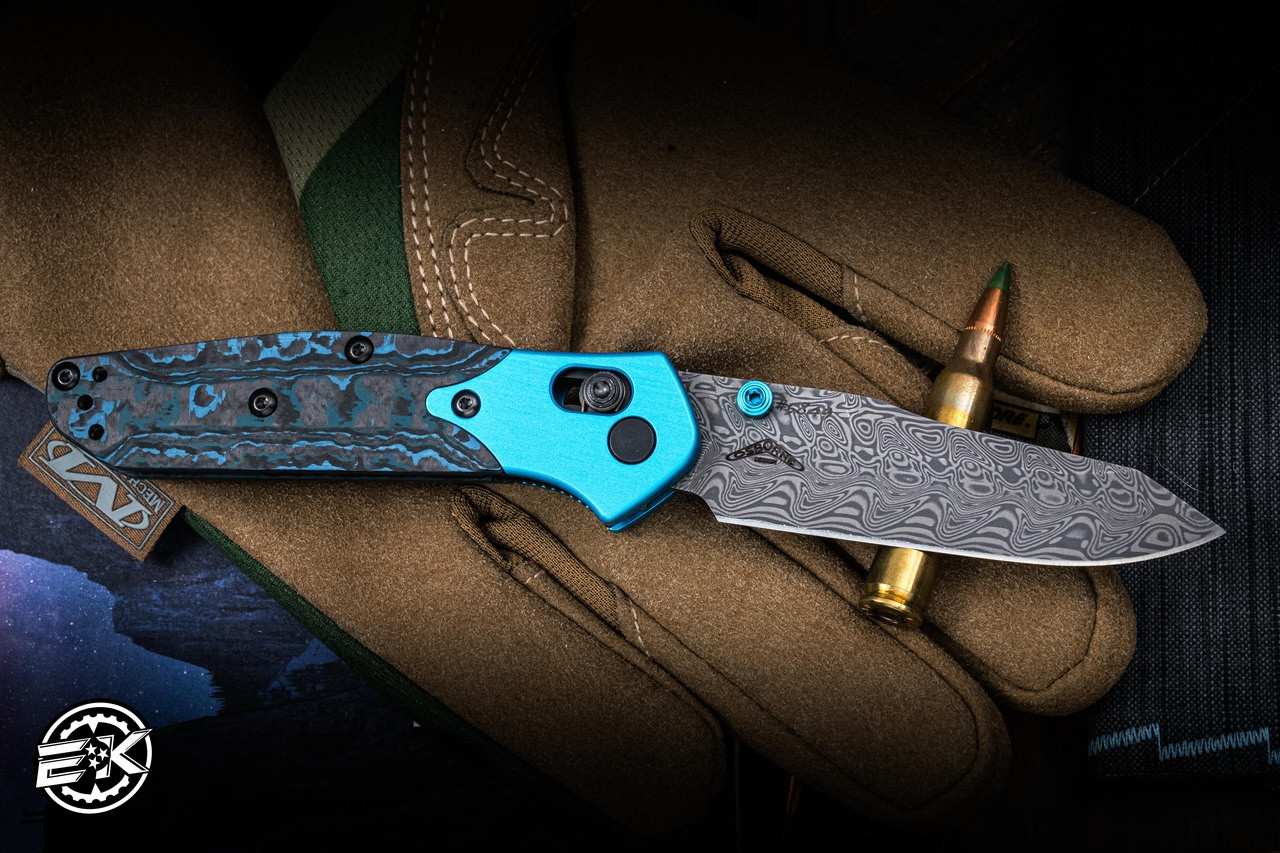 Preowned-Benchmade Gold Class Mini Osborne AXIS Lock Arctic Storm