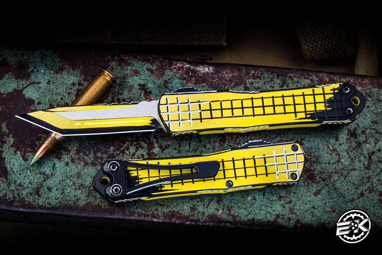 Heretic Knives Manticore S OTF Automatic Knife Cel-Shade Yellow