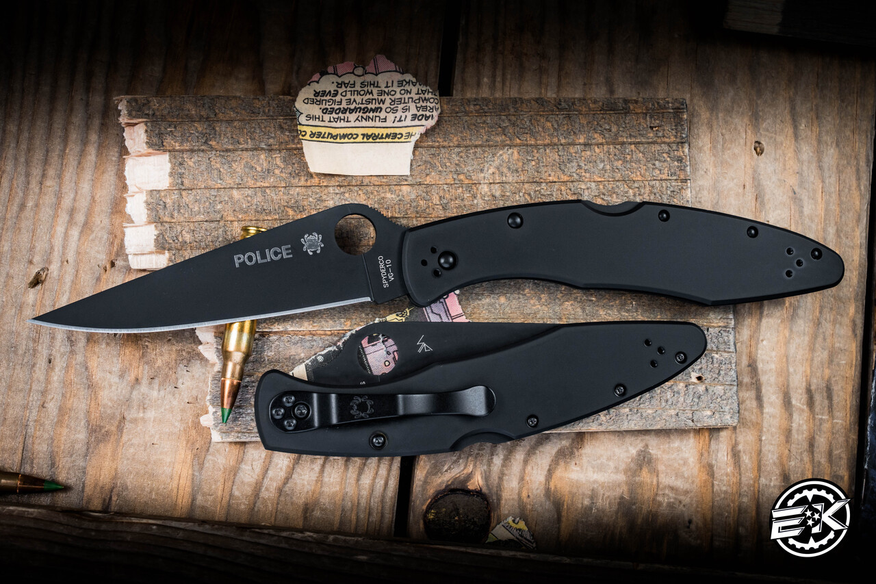 ソフビ スラコ ポリスブラックver. Spyderco Police Model Lockback Folding Knife Black Stainless Steel