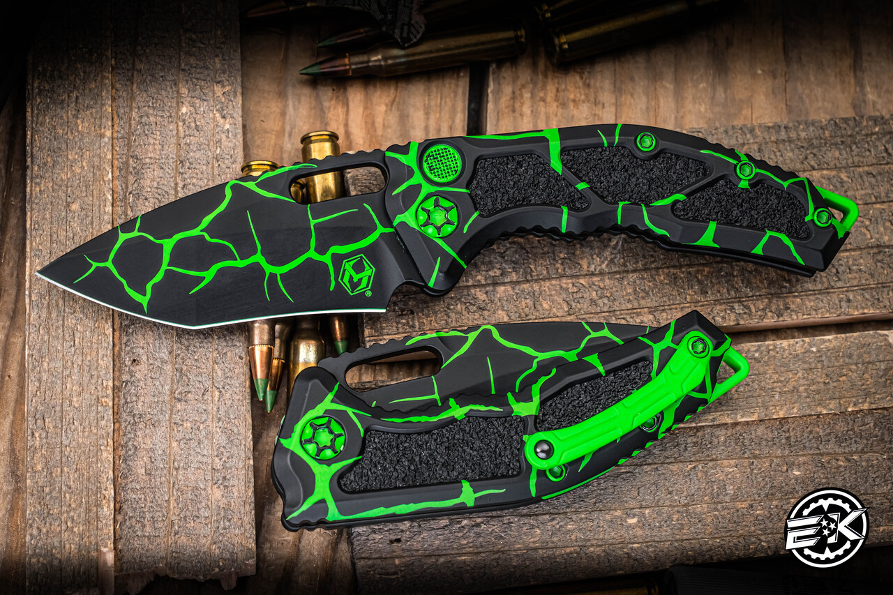 Heretic Knives Medusa UV Reactive Auto Magma Toxic Green 3.25