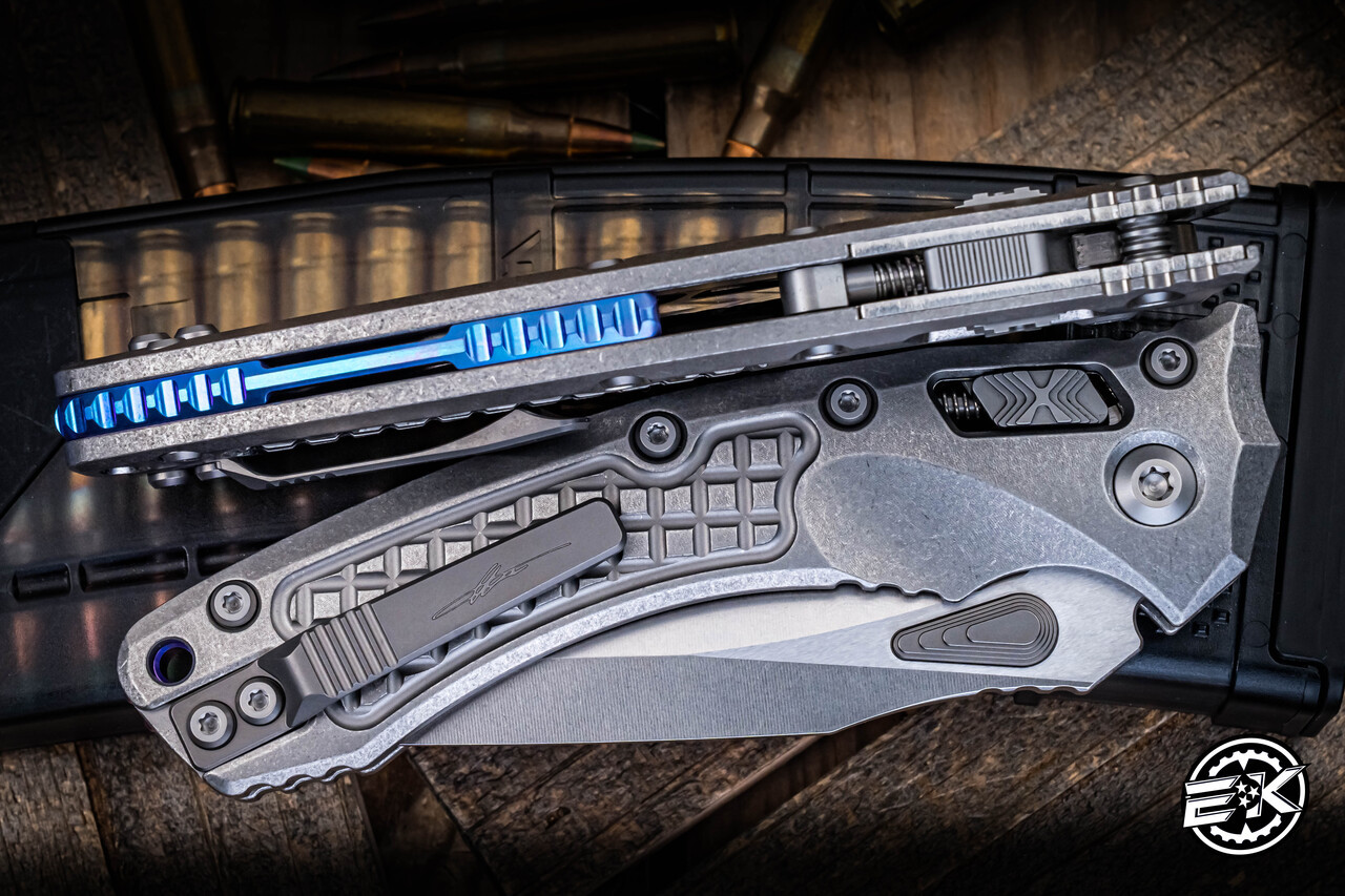 Microtech Amphibian Ram-LOK Folding Knife Frag Titanium x Purple