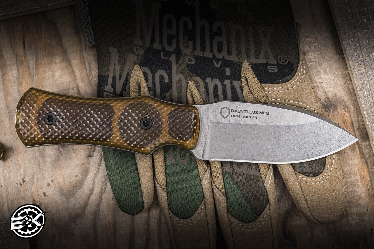 Preowned-Dauntless Helm Dogbone Fixed Blade Ultem 3