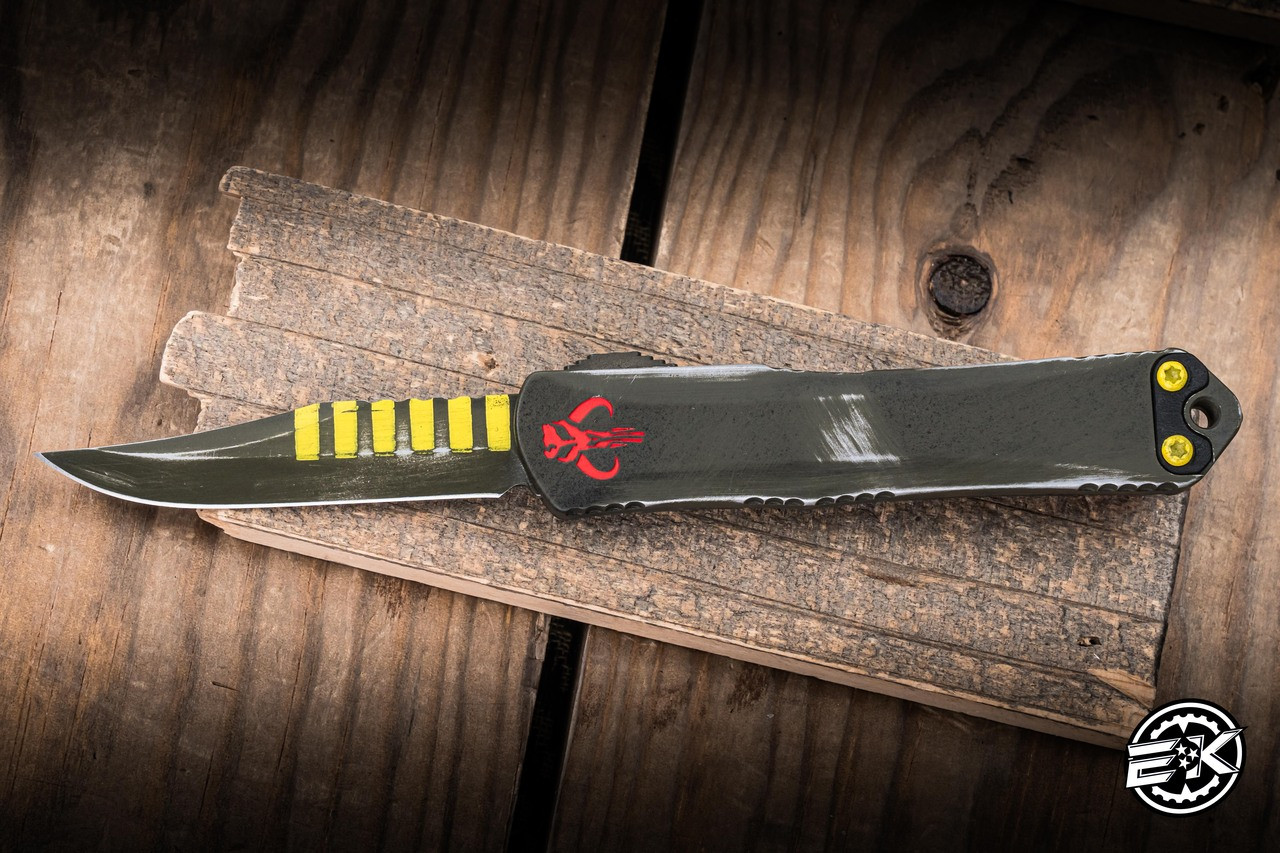 Heretic Knives Manticore S Bounty Hunter OTF Camo Carbon 2.6
