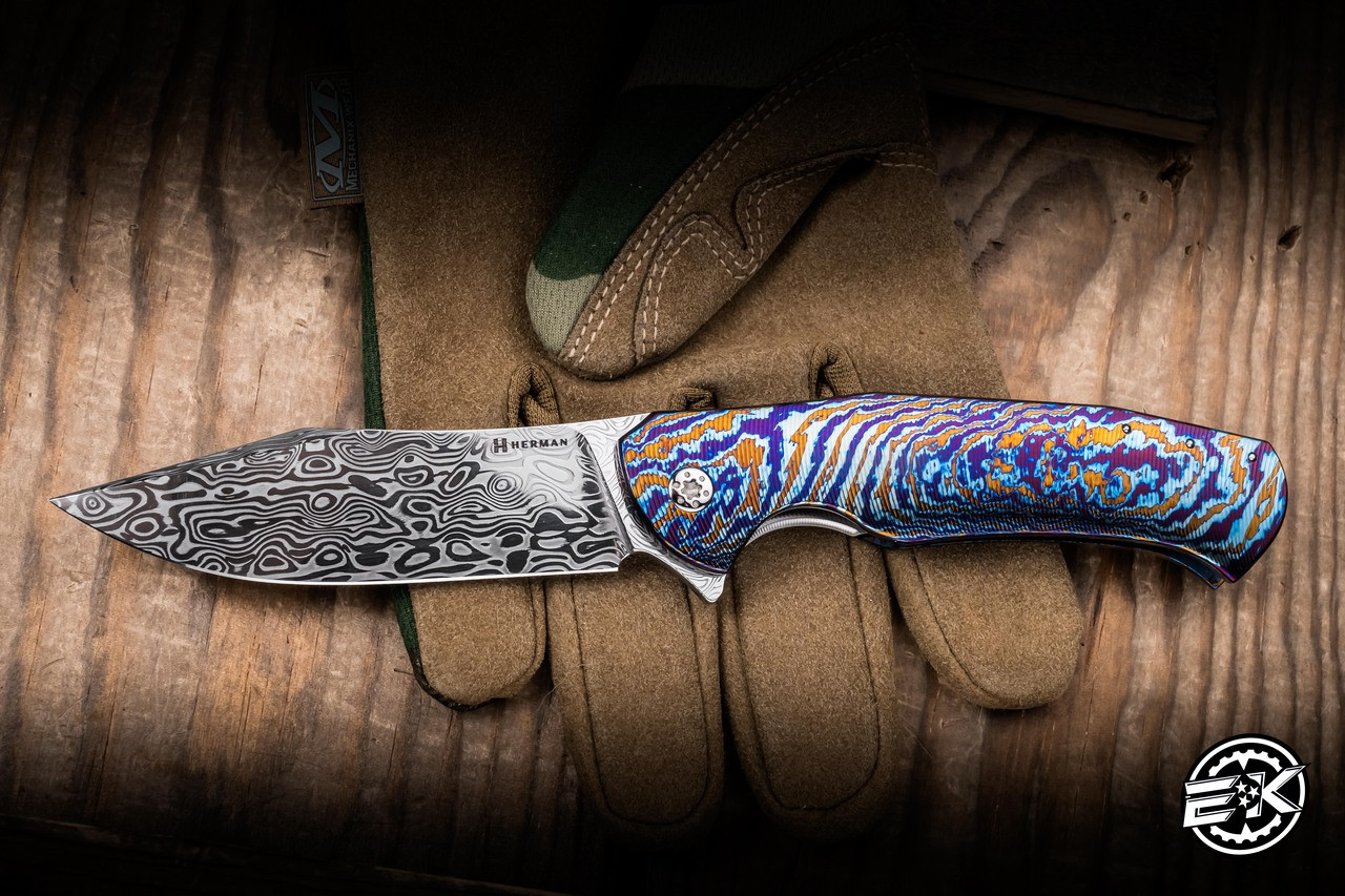 Herman Custom Knives Mantis Black Timascus 3.7