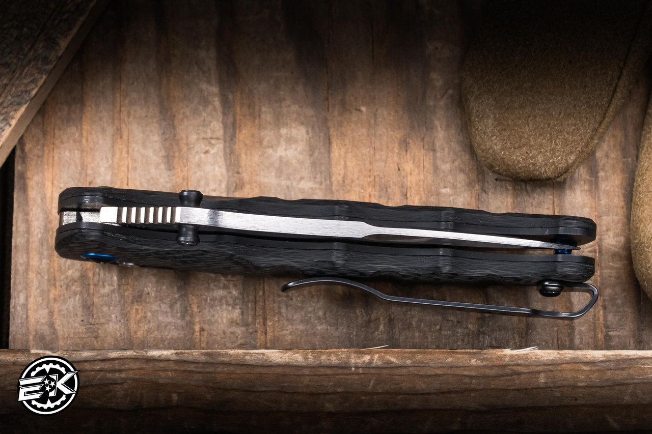 Preowned-Benchmade 484-1 Nakamura AXIS Carbon Fiber 3.08