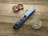 Microtech Ultratech Gray Smooth D/E Black Serrated 122-3GY