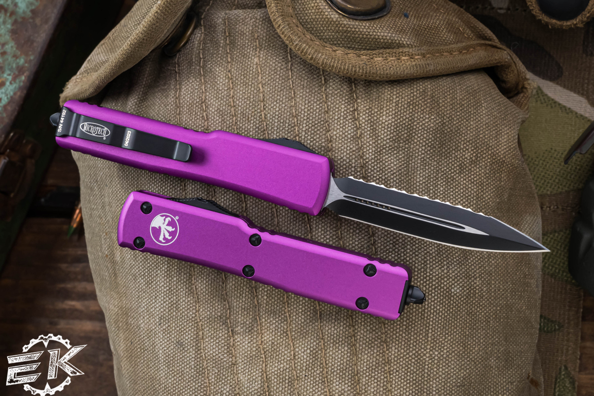 Microtech UTX70 OTF Automatic Knife Violet 2.4" Dagger Black Serrated