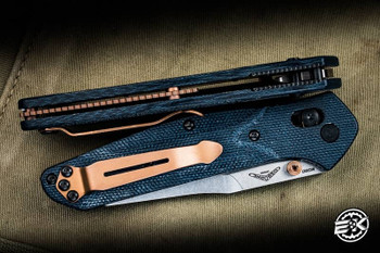 A Battle of Benchmades: Bugout vs. 940 Osborne