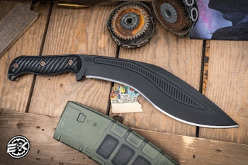 What Makes Bowie and Kukri Knives Great Combat Tools?