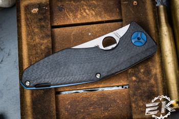 Spyderco Rubicon C187CF Flipper 2014 Import Knife of The Year