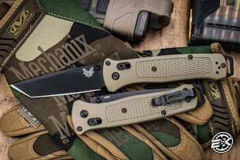 Why the AXIS Lock Is One of Benchmade's Best Features