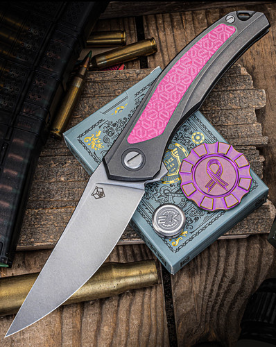 Shirogorov Quantum Ursus Titanium Pink G-10 E-Kamo Inlay 3.75" Cromax Stonewash+Bead, Hitex Chip