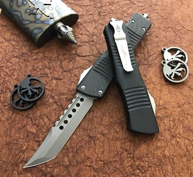 Microtech Combat Troodon Carbon Fiber Hellhound Tanto M390 Apocalyptic 219-10APCF