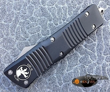 Microtech Combat Troodon Grey DE Black Serrated 142-3GY