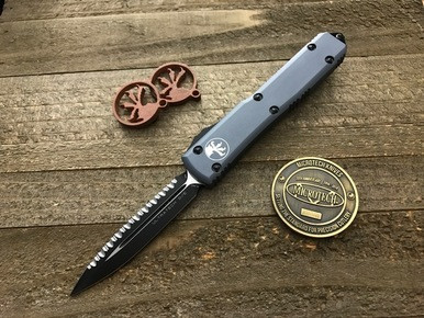 Microtech Ultratech Gray Smooth D/E Black Serrated 122-3GY