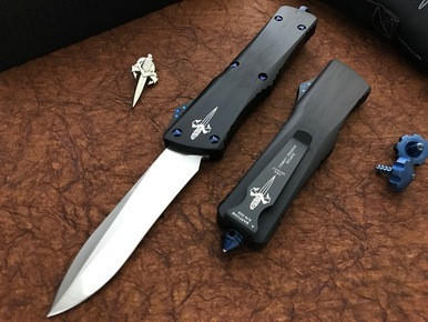 Microtech Marfione Combat Troodon Blue Accents Recurve Hand Satin M390