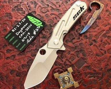 Skike Custom Knives Rogue Shark RS 2.5 Daydream Compound Grind Satin CPM-20CV