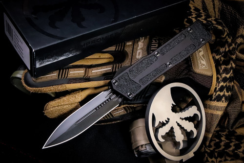 Microtech Scarab II Shadow OTF Automatic 4" Dagger Black DLC 280-1DLCTSH (Preowned)