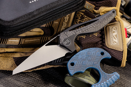 WE Knife Co. Isham Aeterna Integral Folding Knife CF/Black Ti (3.25" BB) Preowned