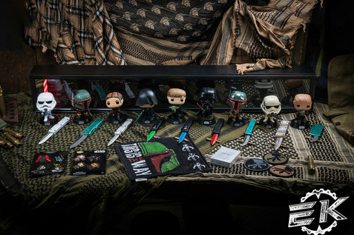 Microtech Star Wars Collectors OTF Knife Set Funkos Included (Preowned)