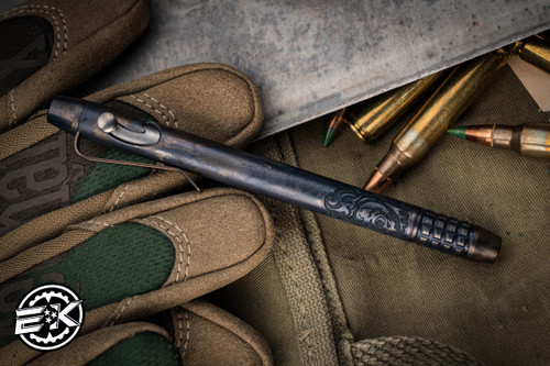 Borka Blades/Ti2 Techliner Bolt Action 4.5" Brass/Borka Skulls Magnetic Cap (Preowned)