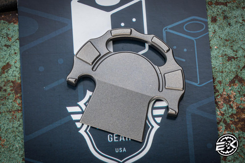 Hitex Gear Pryin Hawaiian Poker Chip Tool Titanium COTMC